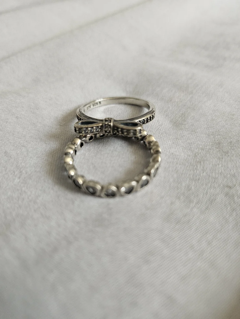 PANDORA Sparkling Bow Sterling Silver Ring - Silver